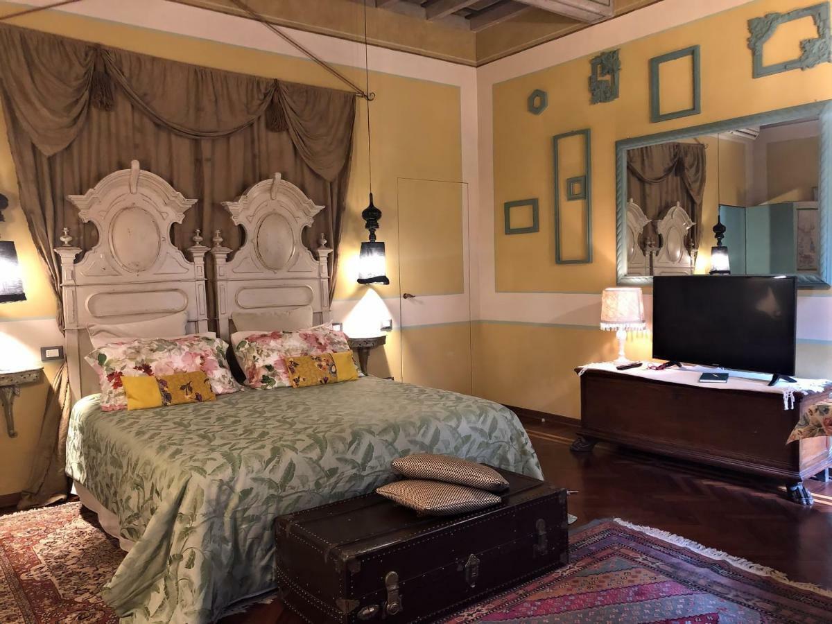 Apartament L'Ape Regina Ferrara Zewnętrze zdjęcie